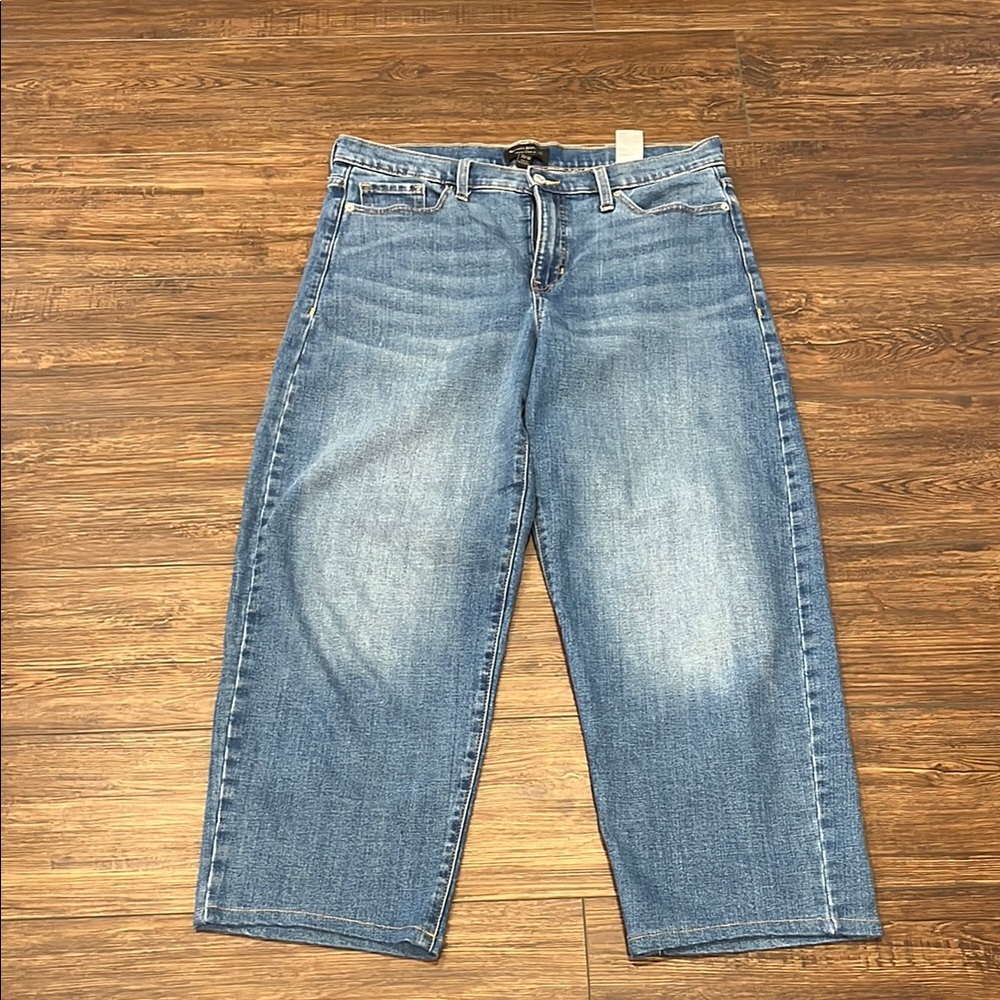 Banana Republic Blue High Rise Jeans with Vintage Wash